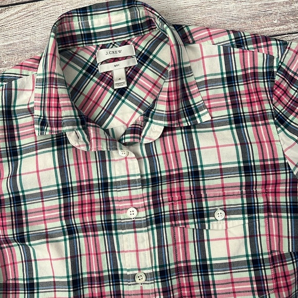 J. Crew Tops - J. Crew women’s plaid button down shirt size 4
